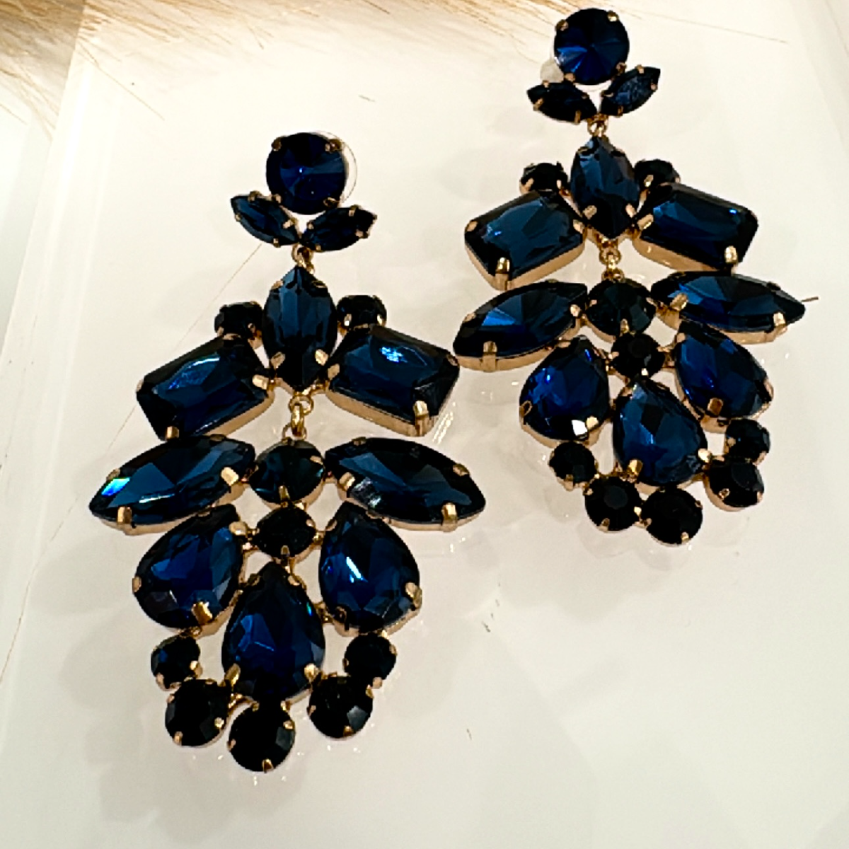 Κρεμαστά Σκουλαρίκια Σε Σκούρο μπλε 